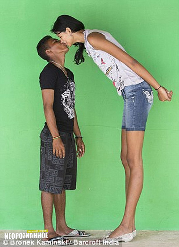 Самая высокая в мире девушка Элисани-да-Крус-Силва