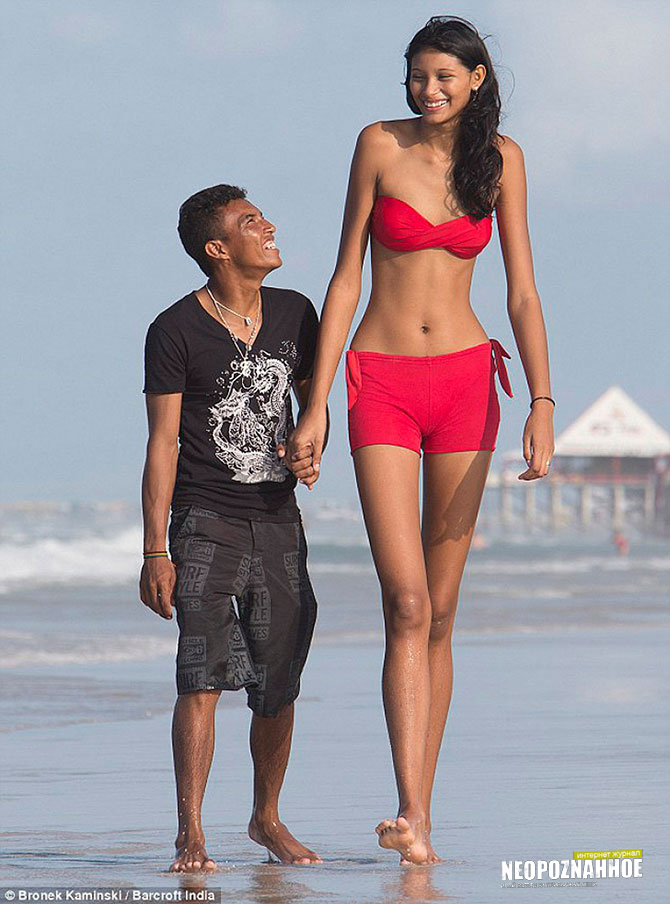 Самая высокая в мире девушка Элисани-да-Крус-Силва